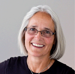 Leslie Steere Headshot