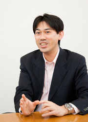 藤田一哉氏