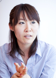 王小芬さん 日本オラクル株式会社 テクノロジー製品事業統括本部 アライアンス技術本部 アライアンス技術部 エンジニア