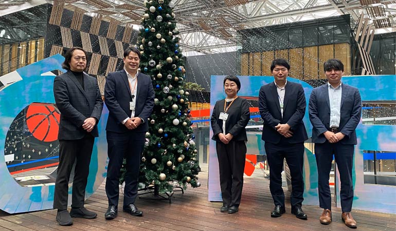 市役所での集合写真,長岡市役所、NSCS様集合写真