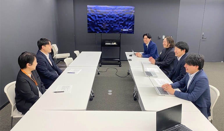 インタビューの様子, 長岡市役所、NSCSインタビュー中の写真