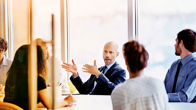 Simulez les impacts financiers de vos décisions stratégiques