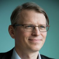 Prof. Dr. Erik Hofmann