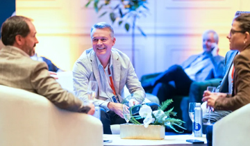 Experience enterprise AI in action 